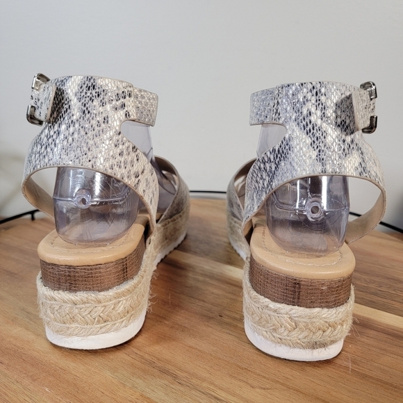 Soda Snake Print Espadrilles Sandals Wedges Size 7 - Picture 8 of 14